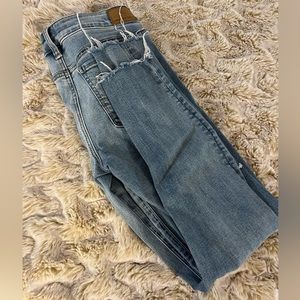 American Eagle Jeans 90s coloring great condition